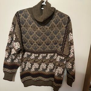 Cozy Patterned Turtleneck Sweater